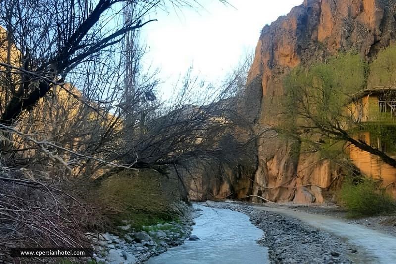 طبیعت دره ال مشهد